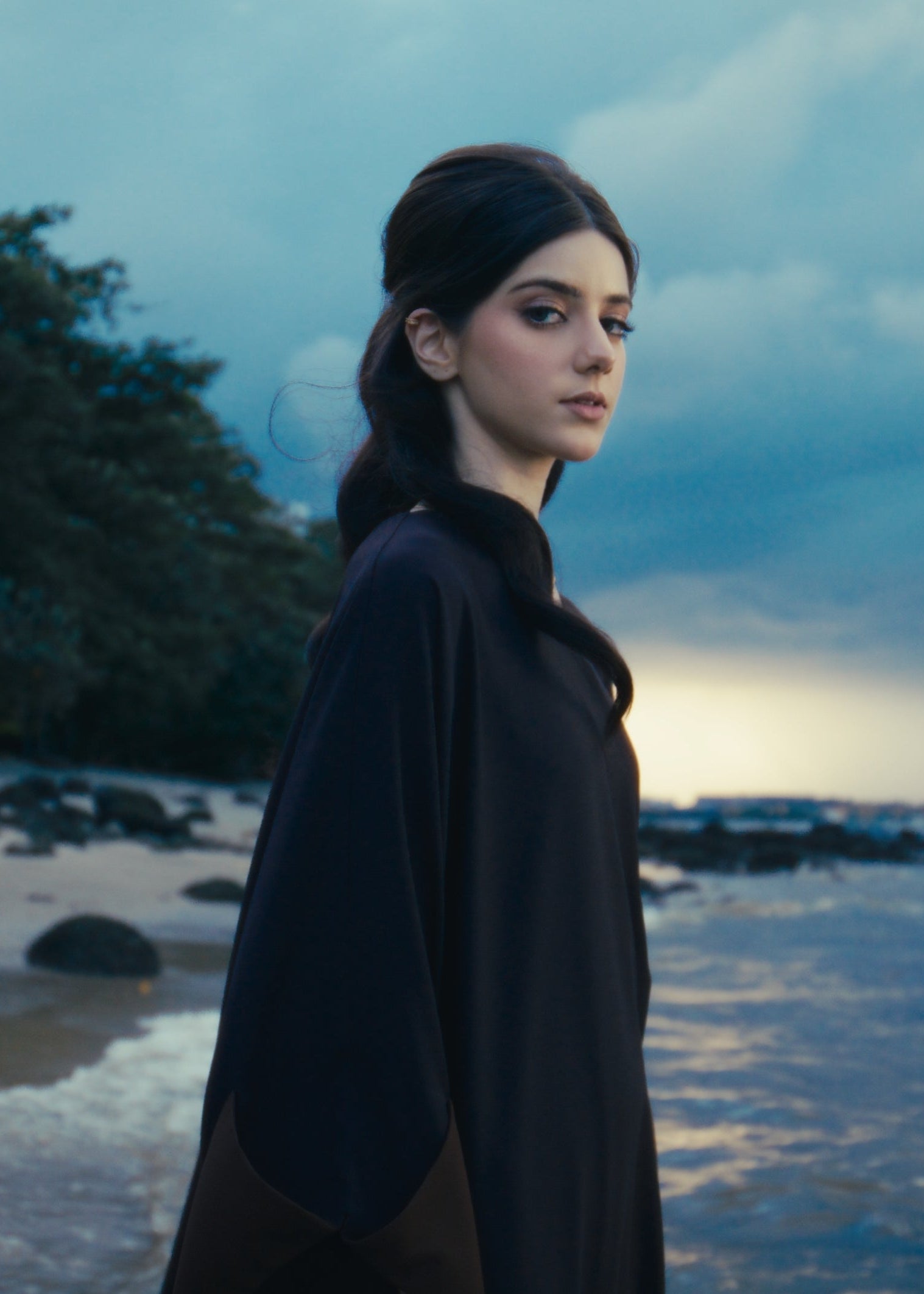 Première: Spring/Summer 2025 - NOUVEAU DAWN
