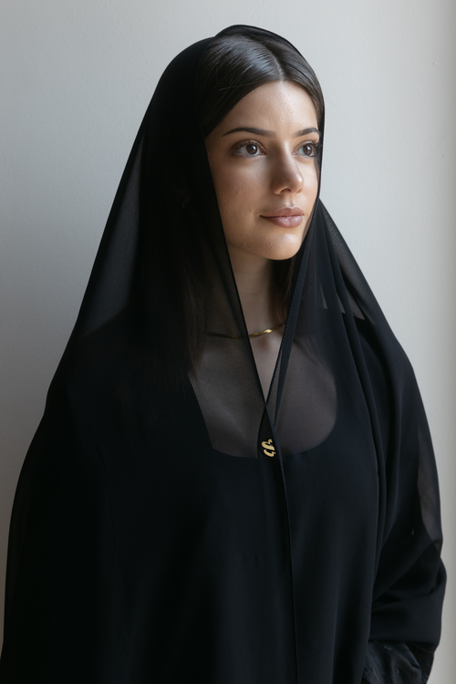 ÉMIRATI Shela in Noir