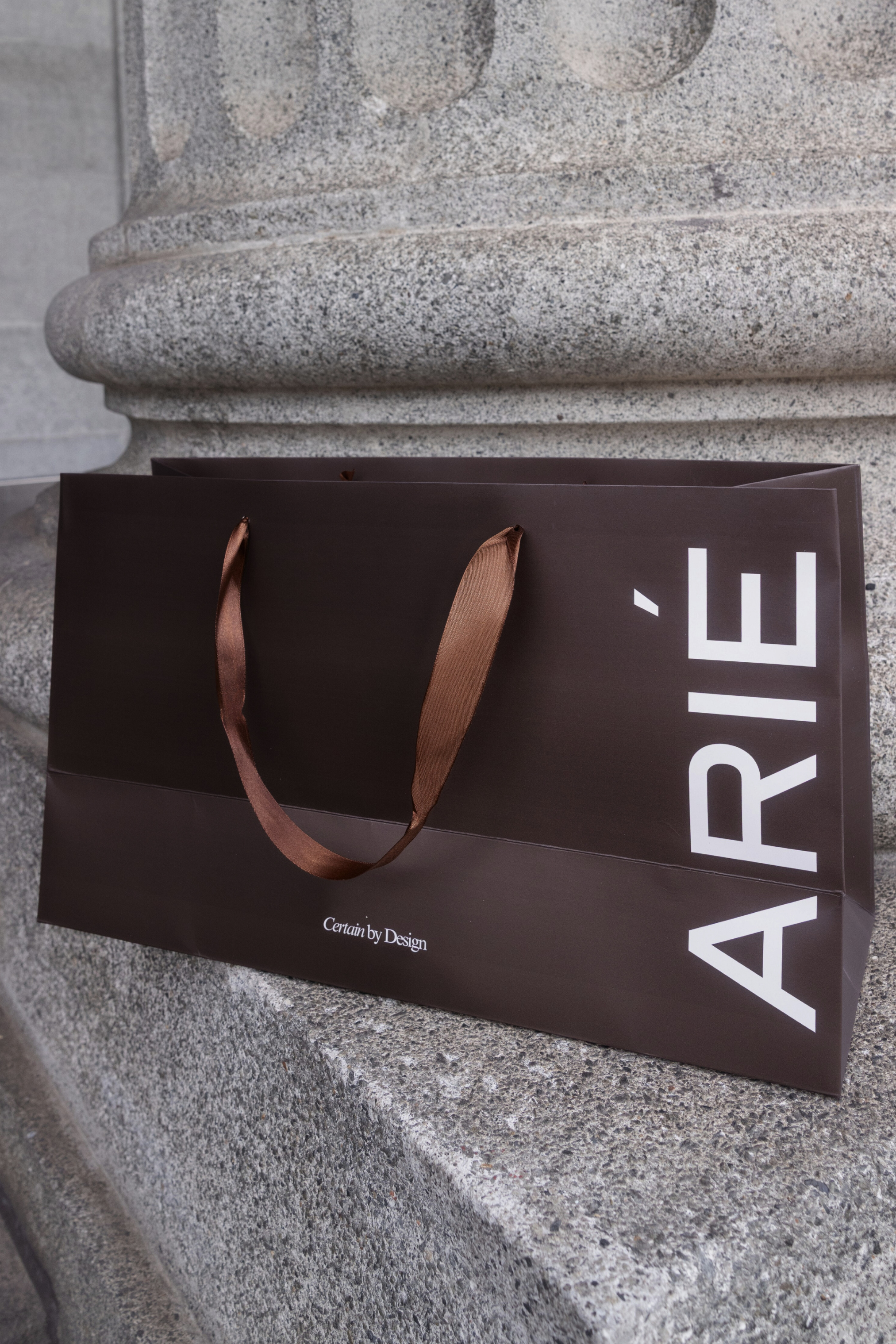 The ARIÉ Gift Bag